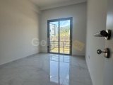 Girne Alsancakta site içerisinde satılık 2+1 daire.. ortak havuzlu