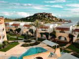 Iskele, Boğaz'da Sunrise Beach Club (1+1) Daire, İlk satır deniz - Satılık Fırsat!