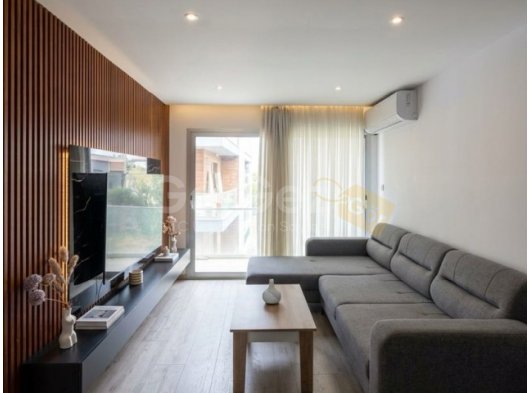 Lefkoşa Hamit köyde satılık Türk Koçanlı 2+1 daire ( yarı eşyalı )
