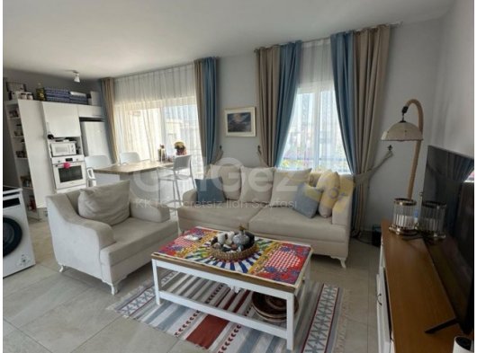 Girne Alsancakta satılık full eşyalı 2+1 daire ( ortak havuzlu )