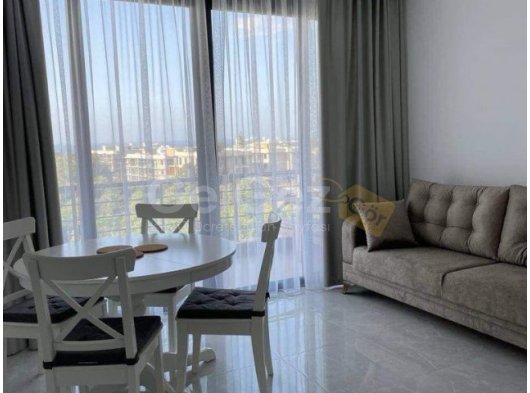 Girne Alsancakta satılık 3+1 ortak havuzlu daire