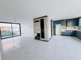 GİRNE ALSANCAKTA MERIT HOTEL VE CASINO YÜRÜME MESAFESİNDE 3+1 ORTAK HAVUZLU İKİZ VILLA