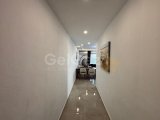 Girne Alsancakta havuzlu site içerisinde satılık 2+1 daire