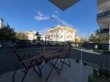 Girne Alsancakta havuzlu site içerisinde satılık 2+1 daire