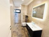 Girne merkezde dağ & deniz manzaralı 3+1 daire (ortak havuzlu )