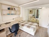 Girne merkezde dağ & deniz manzaralı 3+1 daire (ortak havuzlu )