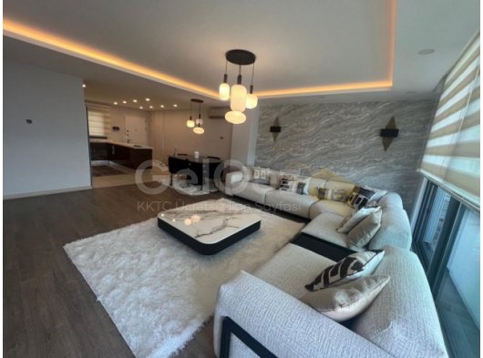 Girne merkezde satılık ortak havuzlu 3+1 daire