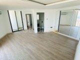 Girne merkezde satılık & ortak havuzlu 3+1 daire
