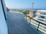 Girne merkezde satılık & ortak havuzlu 3+1 daire