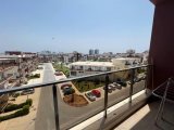 iskele bölgesinde nezih bi sitede satılık 2+1 daire .