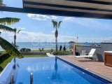 İskelenin en nezih sitesinde satılık 3+1 özel havuzlu villa .