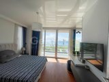 İskelenin en nezih sitesinde satılık 3+1 özel havuzlu villa .