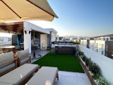 İskele boğazda site içerisinde ortak havuzlu satılık 2+1 daire.