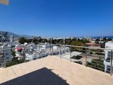 Girne merkezde acil satılık 2+1 penthouse