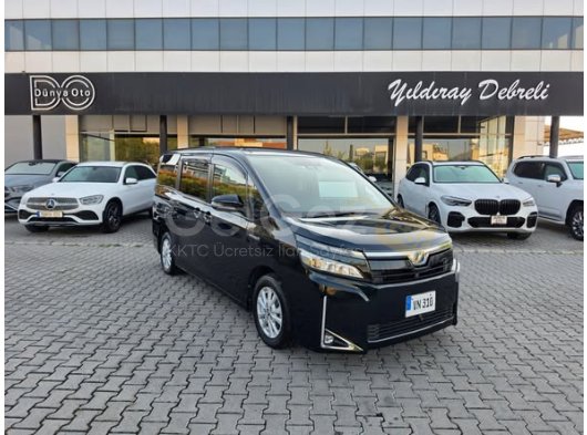 2019  Model Toyota Voxy 1.8 Hybrid