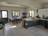 Mağusa tuzlada 5+1 satılık villa (acil satılık )