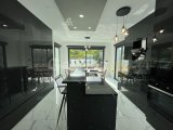 Girne ozan köyde satılık 3+1 havuzlu villa .