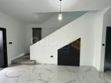 Girne ozan köyde satılık 3+1 havuzlu villa .