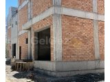 Girne laptada satılık eş değer koçan 4+1 havuzlu villa ( projenin karkası bitmiş durumda ..