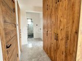 Girne lapta’da acil satılık 3+1 havuzlu site içerisinde daire .