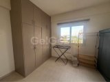 MAĞUSA ÇANAKKALE BÖLGESİ ÇİN PAZARINA YAKIN FULL EŞYALI ZEMİNKAT DAİRE