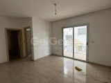 GAZİMAĞUSA TAM MERKEZDE 3+1 GENİŞ SATILIK DAİRELER *