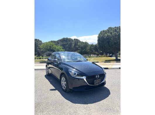 Mazda2