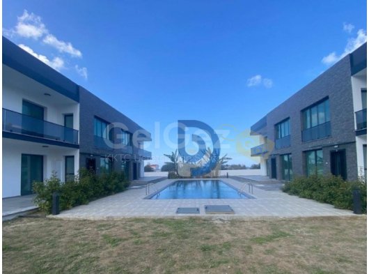 Alsancak'ta Denize 300 Metre Mesafede Sıfır Daireler