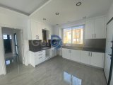 Alsancak'ta Denize 300 Metre Mesafede Sıfır Daireler
