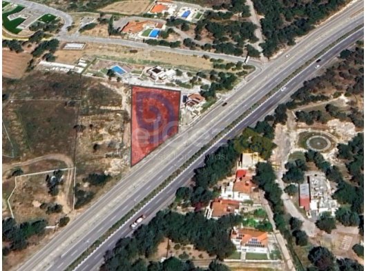 Lefkoşa-Girne Anayola Sıfır Cephe Ticari Arsa