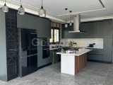 Girne Boğaz’da Modern ve Geniş Lüks Villa!