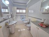 Edremit'de 1269 m² Bahçe Alanına Sahip Tam Müstakil Villa