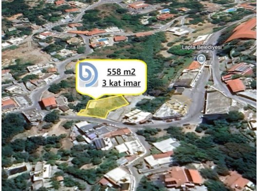 Lapta Merkezinde 3 Kat İmarlı 558 m² Arsa