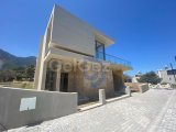 Girne Lapta Satılık 4+1 Özel Havuzlu Lüks Villa