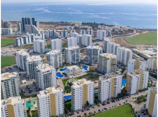İSKELE CAESAR REZORT DA TAPUSU HAZIR SÖZLEŞME ÜCRETİ YOK FULL EŞYALI SATILIK 1+1 DAİRE
