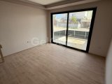 GAZİMAĞUSA MARAŞTA SATILIK ZEMİN KAT DAİRE