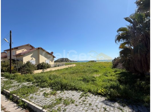 İskele Boğaz'ın En Değerli Noktasında Denize 50 Metre Villa İmarlı TÜRK Koçanlı Satılık Arsa