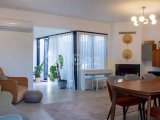Girne Doğanköyde ortak havuzlu sitede satılık 3+1 villa