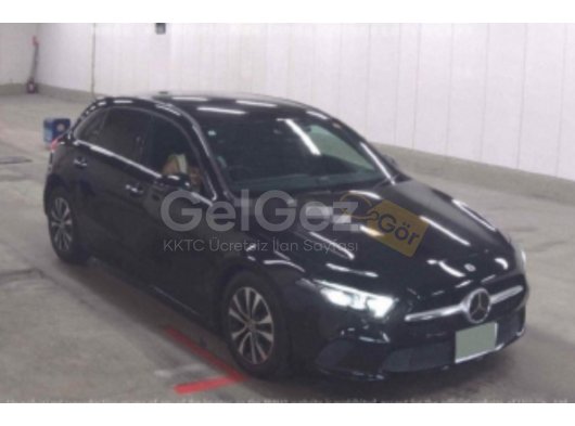 MERCEDES-BENZ A200D AMG SPORT