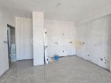 ÇANAKKALE BÖLGESİNDE 2 1 SATILIK DAİRE 85 M2 ÖNDEN YÜZDE ELLİ KALAN 1 SENE VADEYI AZ DAHA UZATMA IMKANI TESLIM 2 AY SONRA EŞDEĞER KOÇAN EŞYASIZ SATILIKTIR