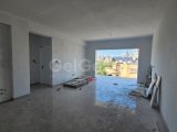 ÇANAKKALE BÖLGESİNDE 2 1 SATILIK DAİRE 85 M2 ÖNDEN YÜZDE ELLİ KALAN 1 SENE VADEYI AZ DAHA UZATMA IMKANI TESLIM 2 AY SONRA EŞDEĞER KOÇAN EŞYASIZ SATILIKTIR