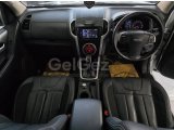 ISUZU DMAX BLADE OTOMATIK
