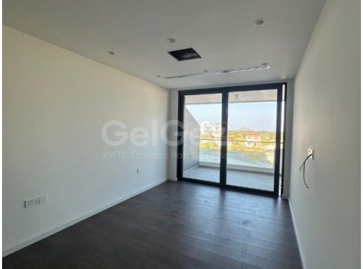 Grand Sapphire’da Satılık Deniz & Havuz Manzaralı 1+1 | F Blok – 5. Kat