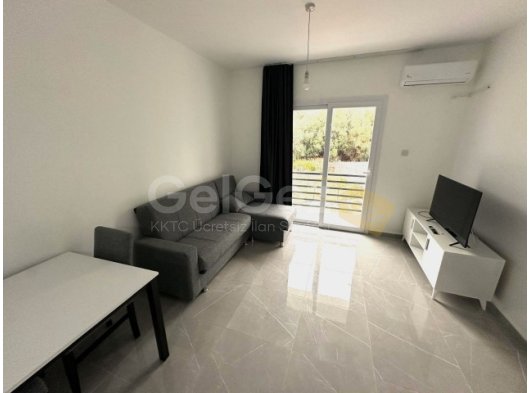 GİRNE AMERİKAN UNİVERSİTESİNE YÜRÜME MESAFESİNDE KİRALIK FULL YENİ EŞYALI 1+1 DAİRE