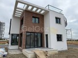 Villa 3+1 Merit Karsisi 3 Banyolu Deniz Manzaralı