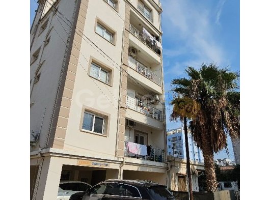 Famagusta. Center. Sakarya. 2+1. Full furniture.