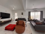 Villa 500MT2 ARSA 3+1 4 BANYOLU YAKIN DOGU UNIVERSITESINE 2 DAKİKA UZAKLIK