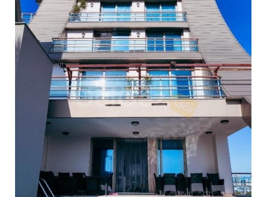 KIBRIS GİRNE MERKEZDE LÜKS YAŞAM ; SPA ,SAUNA, SPOR SALONU VE ORTAK HAVUZLU SATILIK 1+1 ,2+1 DAİRELER