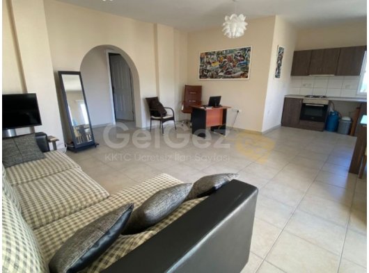 LAPTA’DA SATILIK / TÜRK KOÇANLI / DENİZ MANZARALI 2+1 DAİRE – GENİŞ TERAS & BALKON
