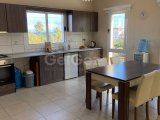 LAPTA’DA SATILIK / TÜRK KOÇANLI / DENİZ MANZARALI 2+1 DAİRE – GENİŞ TERAS & BALKON